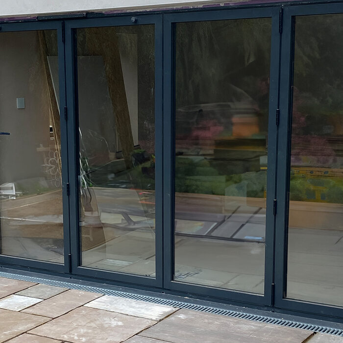 Bi-folding aluminium patio doors