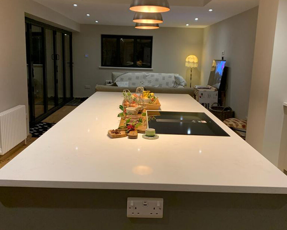 Open-plan kitchen in Magham Down installed by River.ODP