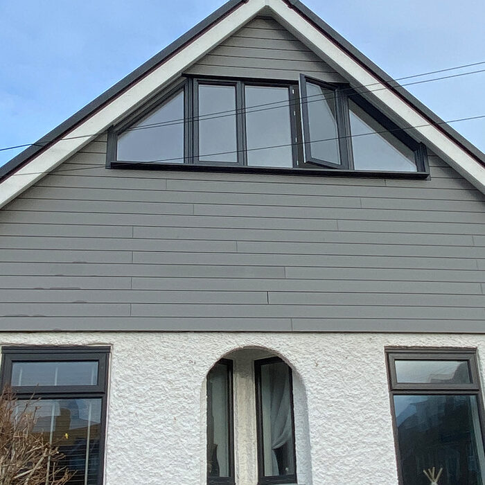 Modern Bespoke Casement windows in anthracite colour installed by River.ODP in Hasting
